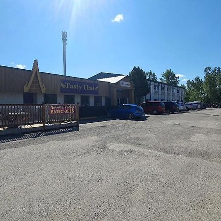 Sundre Motor Inn Luaran gambar