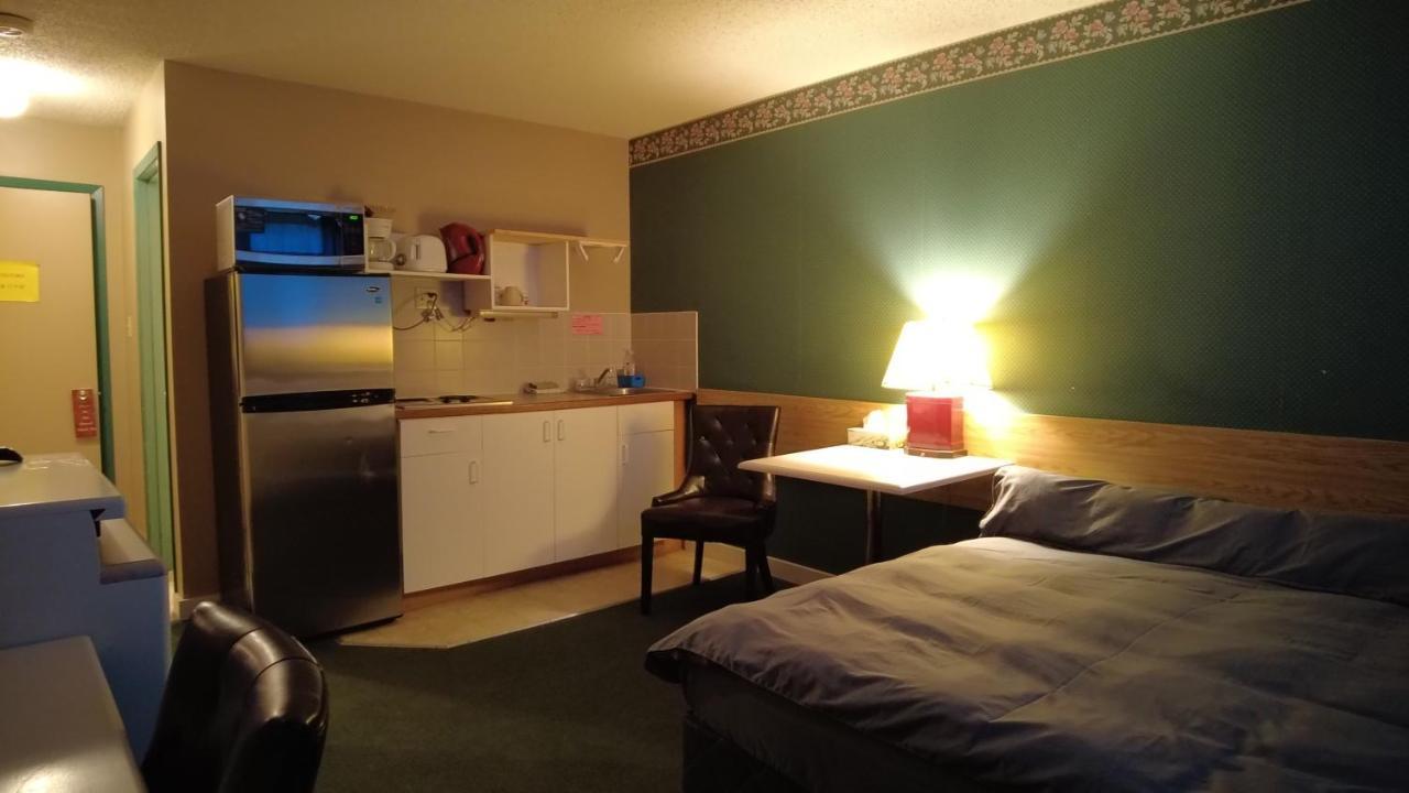 Sundre Motor Inn Luaran gambar